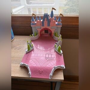 Vintage Hasbro Disney’s Showtime Celebration Play Set- Magic Kingdom Castle
